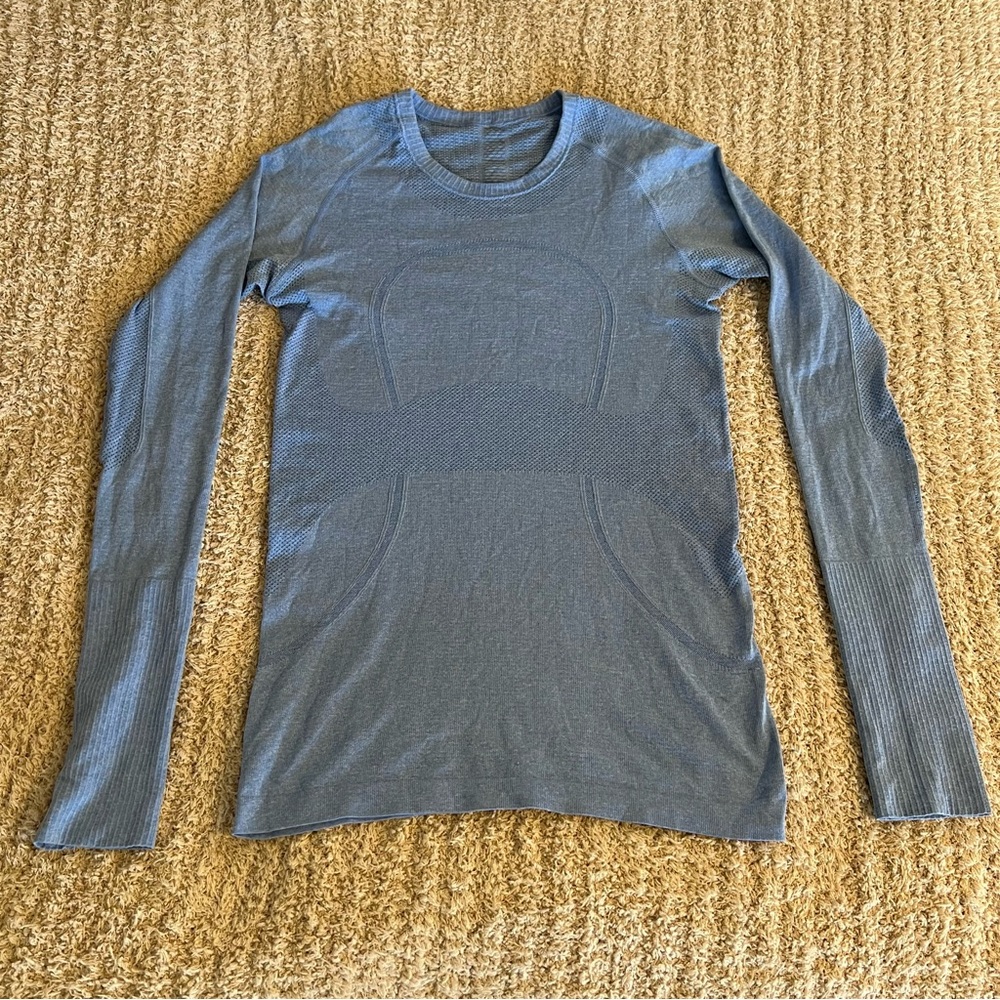 Lululemon Swiftly Tech Long-Sleeve Shirt 2.0 Size 6 in Blue